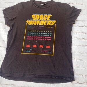 Licensed Space Invaders Graphic Tee Shirt size XL - retro gaming tee
